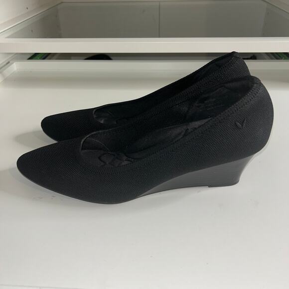 Vivaia Women’s Black Knit Wedge Pumps Size 41.5 US 10 Eco Friendly Heel Shoes - Picture 5 of 7